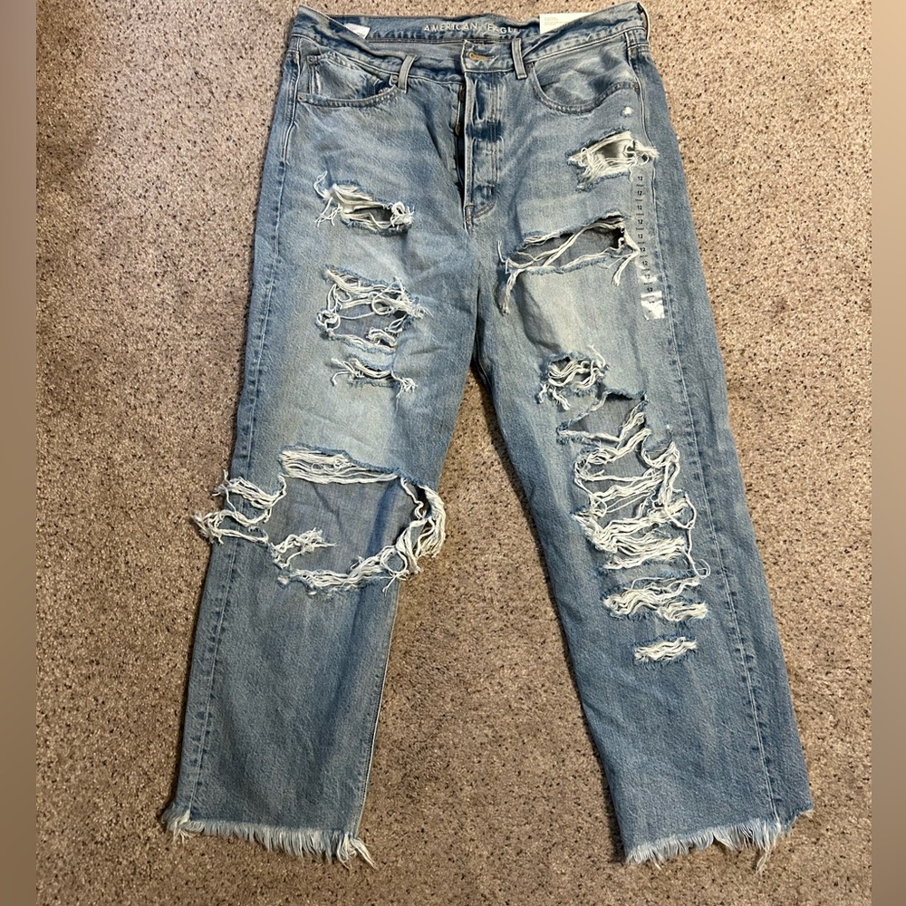 NWT American Eagle 90s boyfriend jeans 12 short